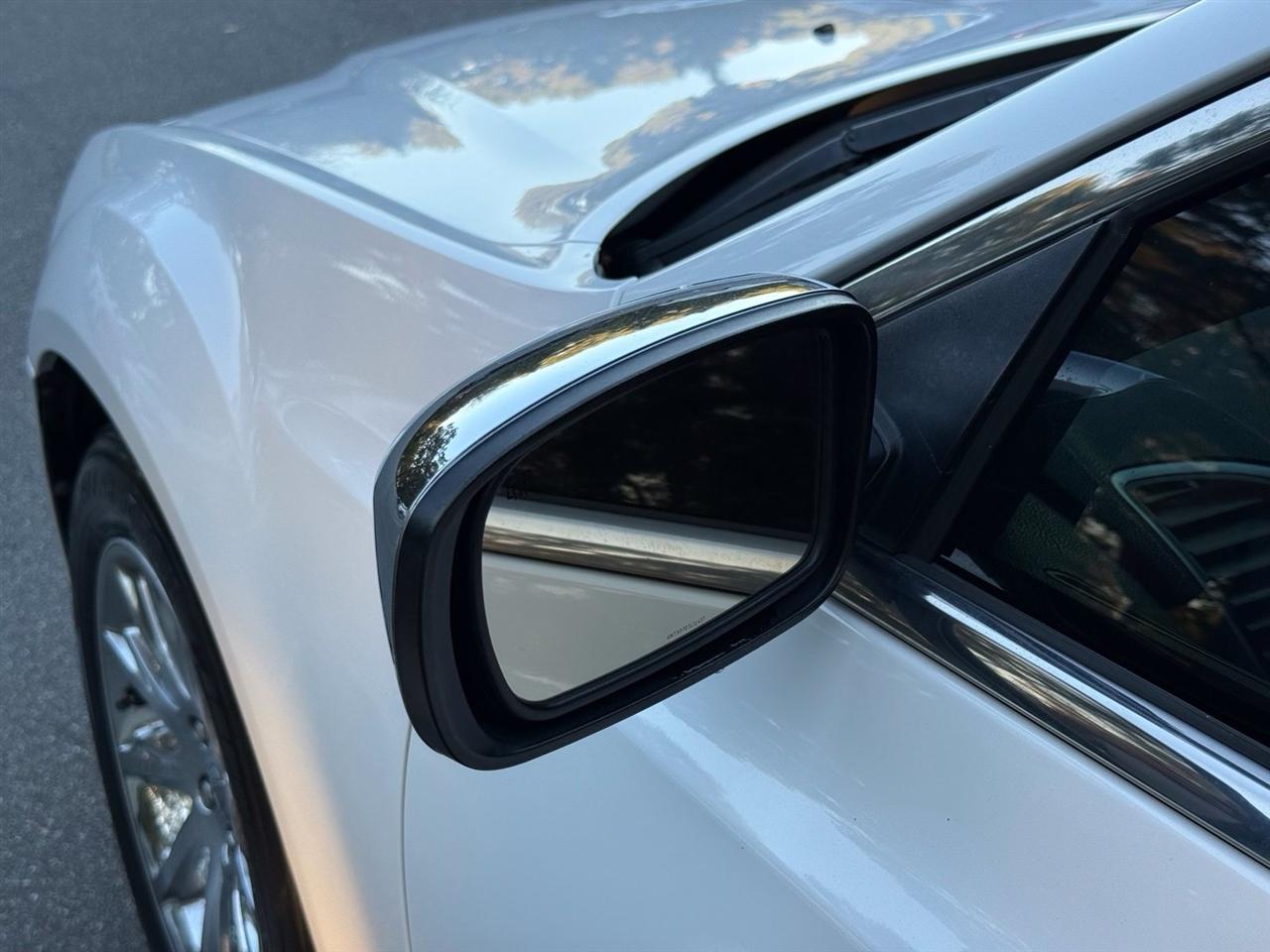 Chrysler 300  2014