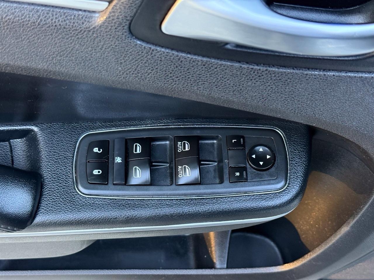 Chrysler 300  2014