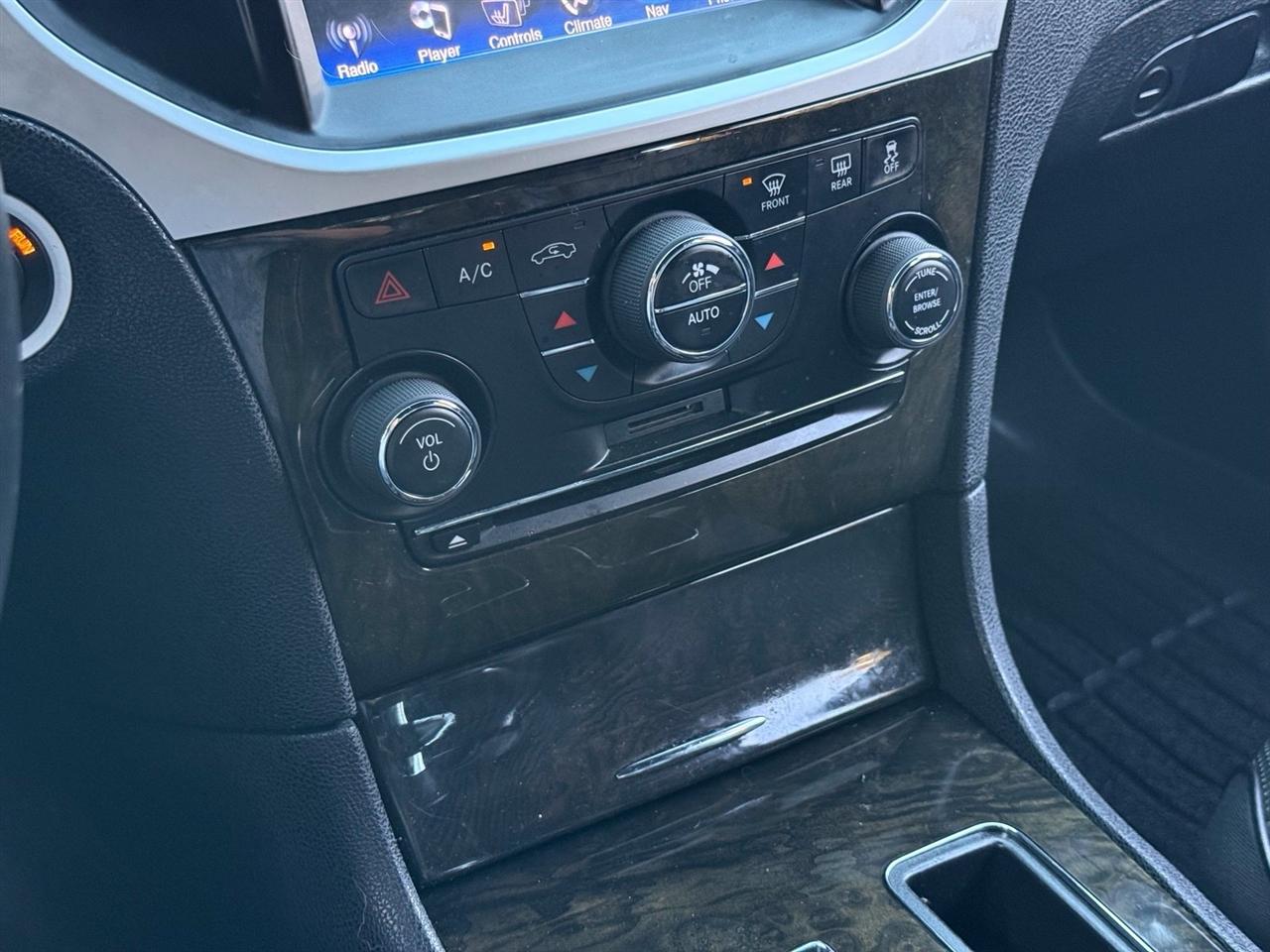 Chrysler 300  2014