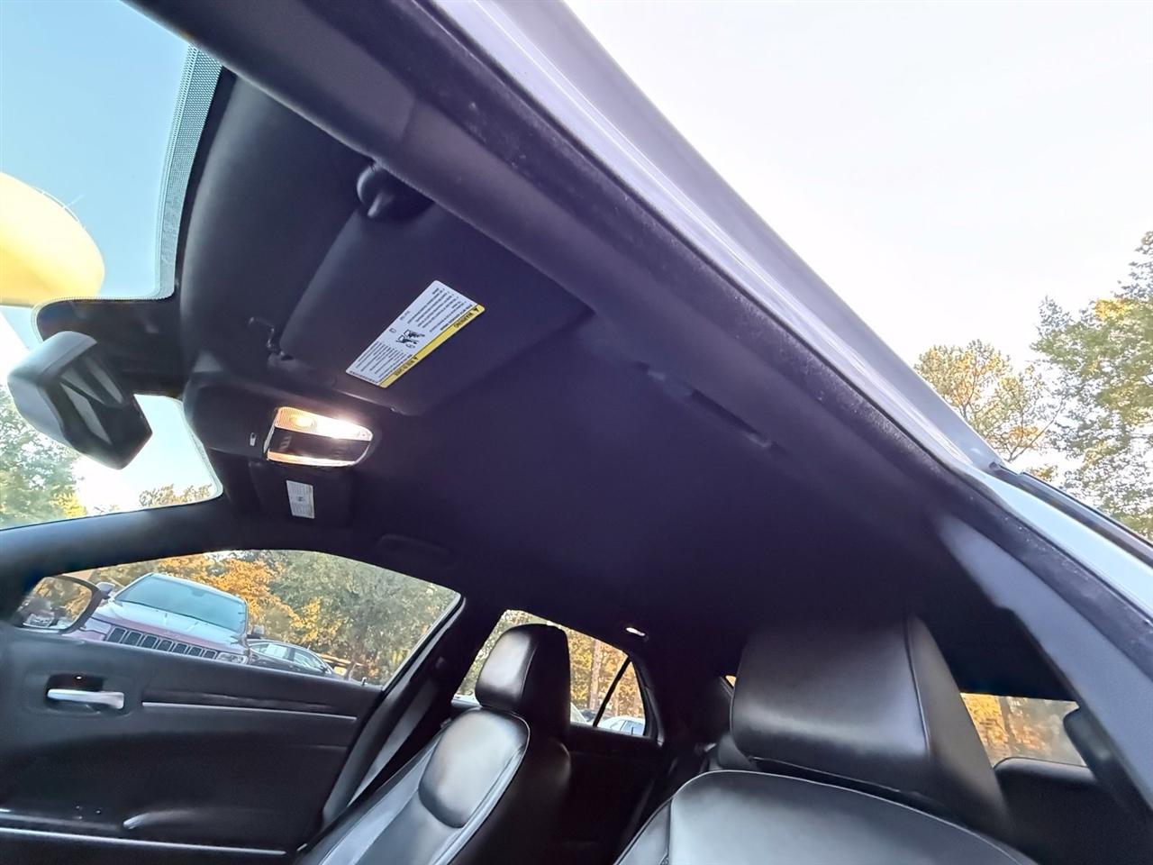 Chrysler 300  2014