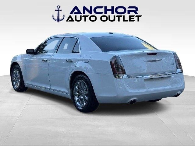 Chrysler 300  2014