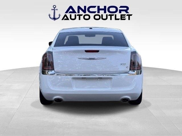 Chrysler 300  2014