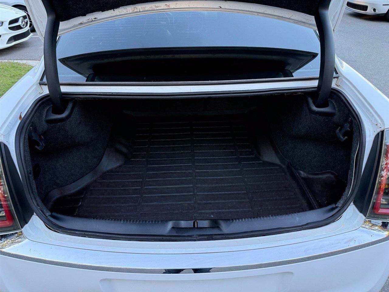 Chrysler 300  2014