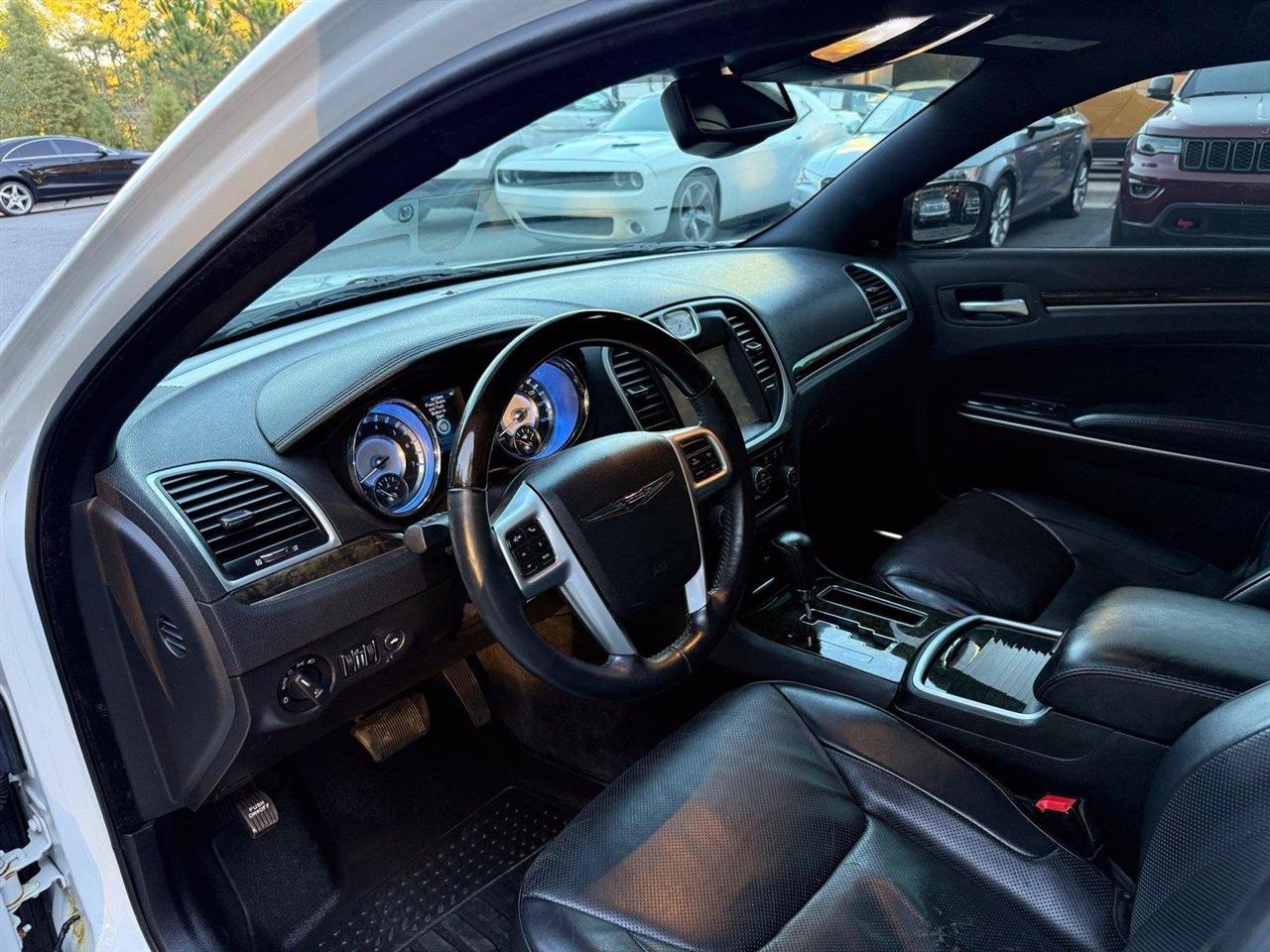Chrysler 300  2014