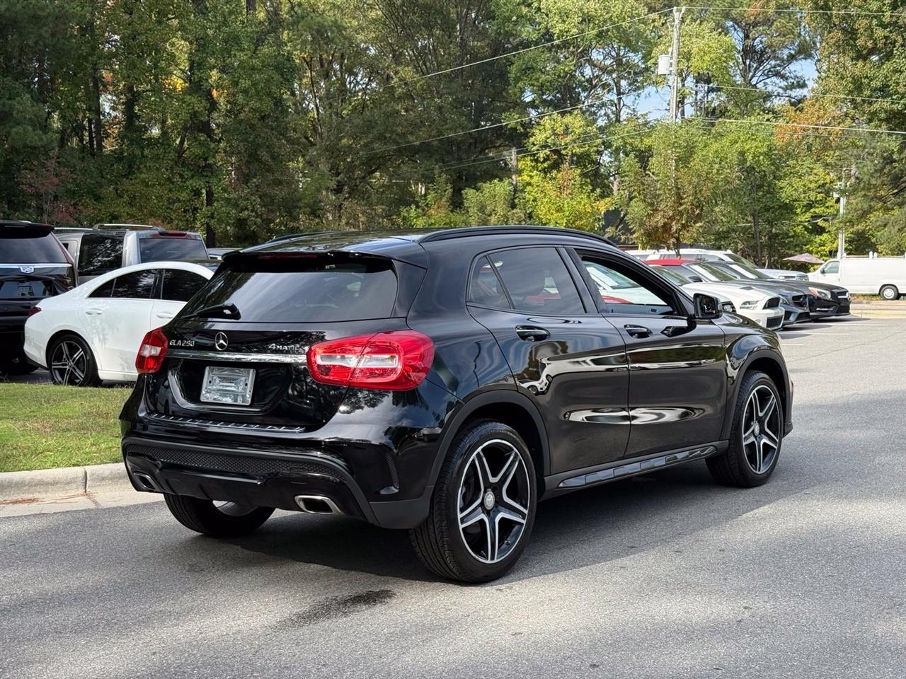 Mercedes-Benz GLA-Class  2016