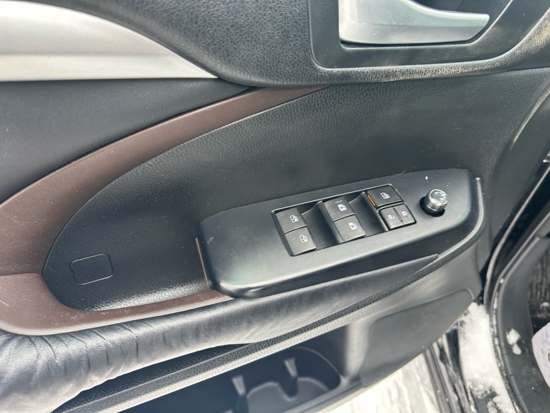 Toyota Highlander XLE 2016