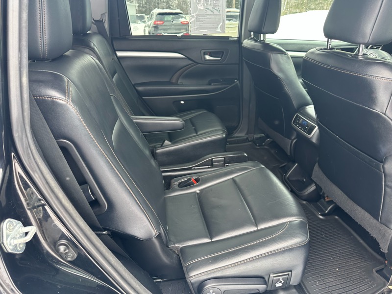 Toyota Highlander XLE 2016