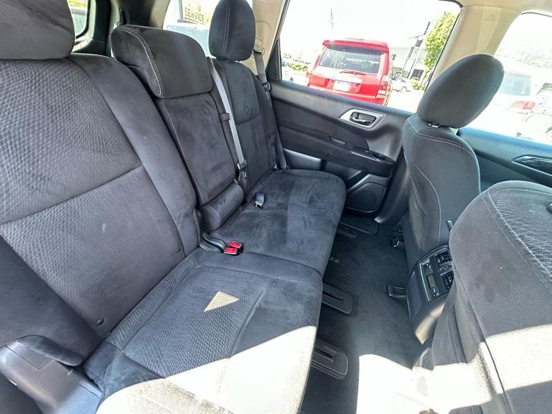 Nissan Pathfinder  2015
