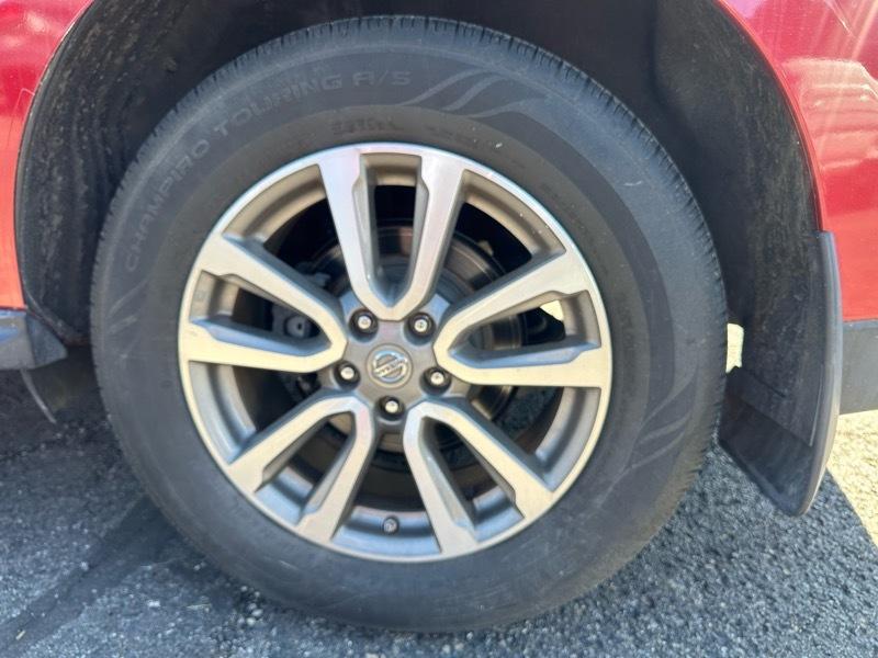 Nissan Pathfinder  2015
