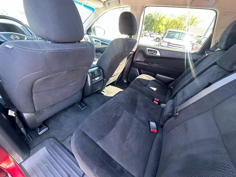 Nissan Pathfinder  2015
