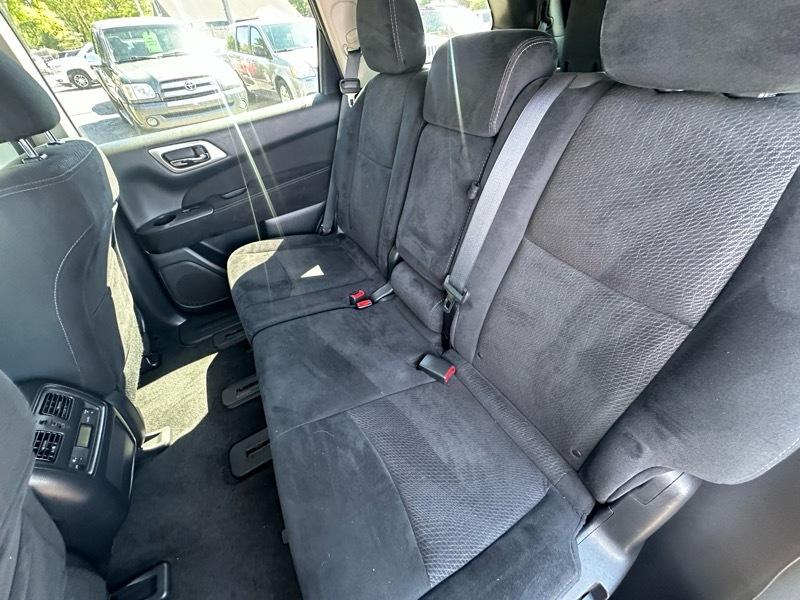 Nissan Pathfinder  2015
