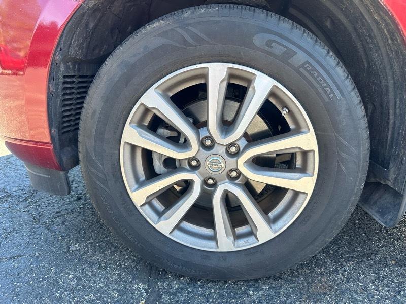 Nissan Pathfinder  2015
