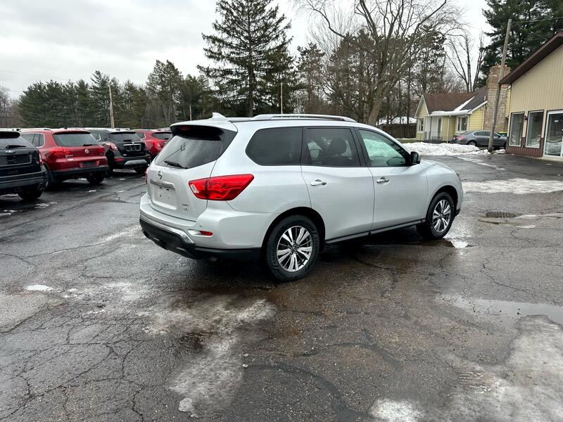 Nissan Pathfinder SL 4WD 2020