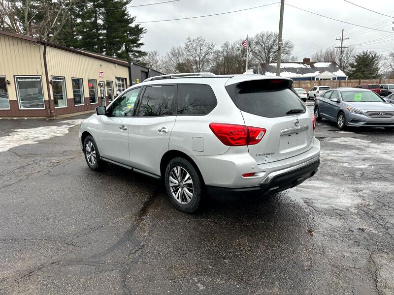 Nissan Pathfinder SL 4WD 2020