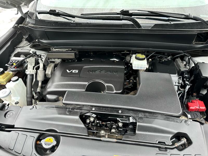 Nissan Pathfinder SL 4WD 2020