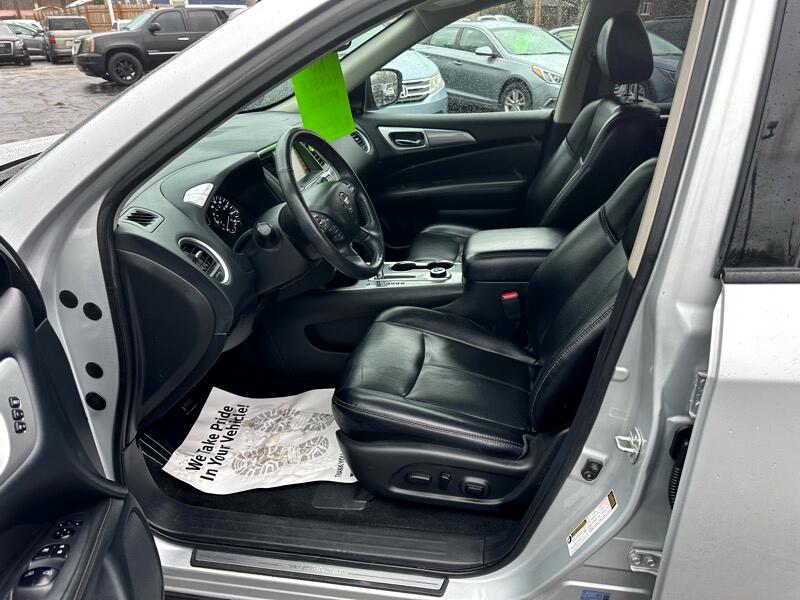 Nissan Pathfinder SL 4WD 2020