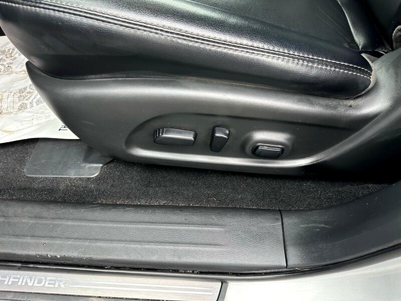 Nissan Pathfinder SL 4WD 2020