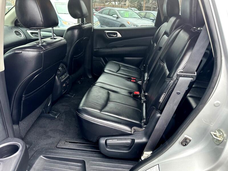 Nissan Pathfinder SL 4WD 2020