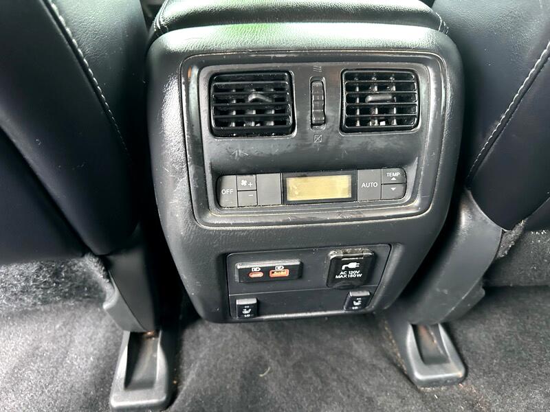 Nissan Pathfinder SL 4WD 2020