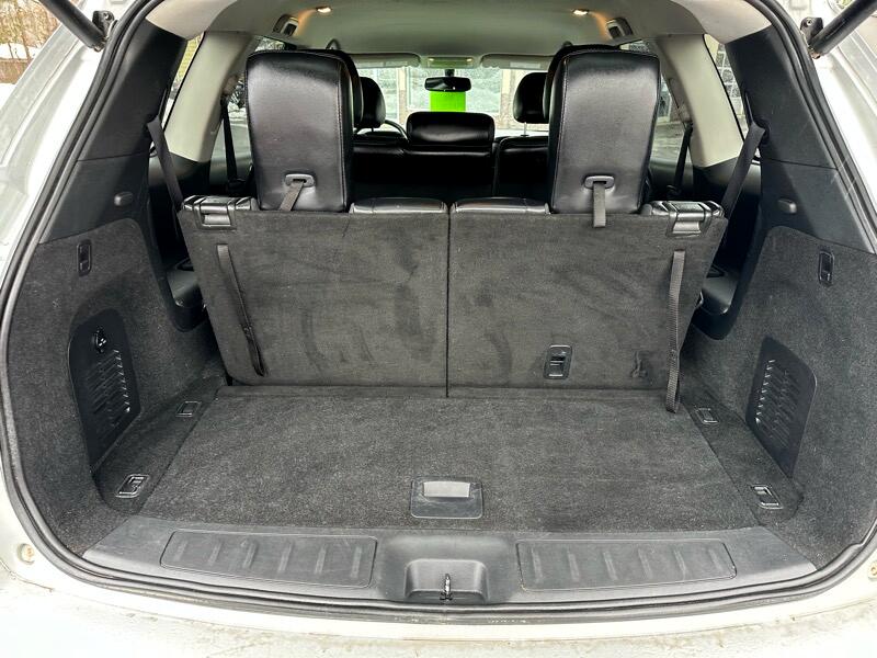 Nissan Pathfinder SL 4WD 2020