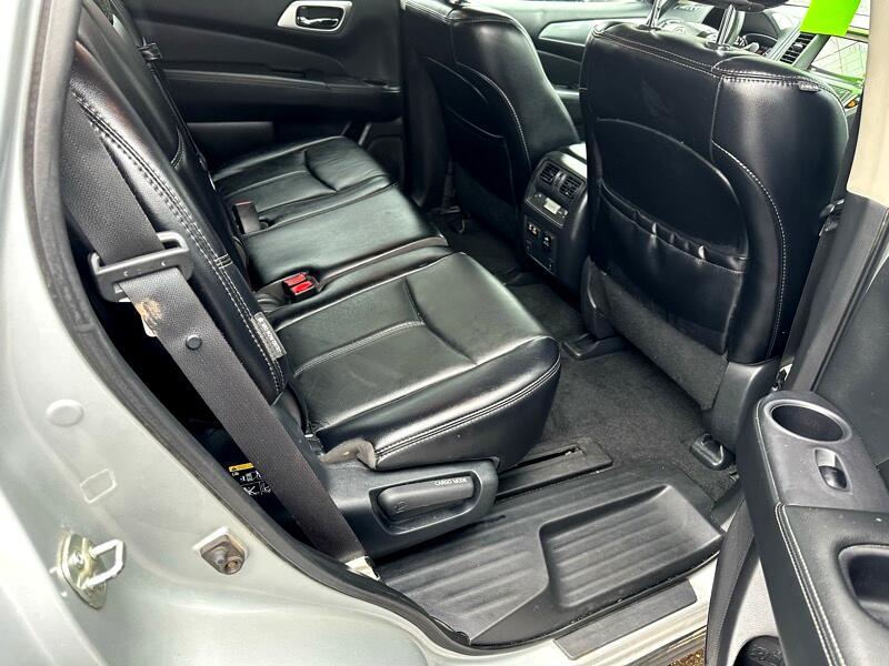 Nissan Pathfinder SL 4WD 2020