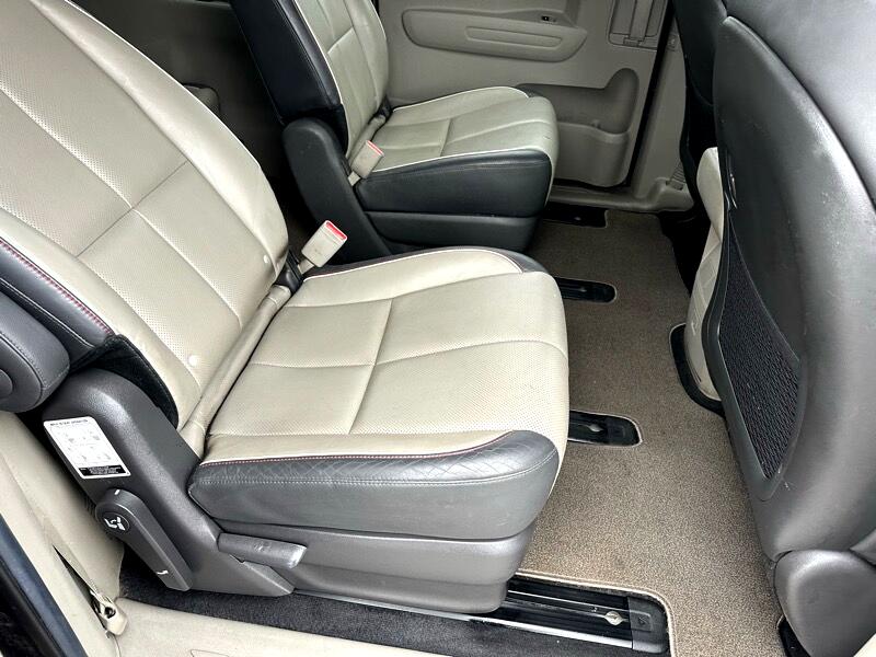 Kia Sedona LX 2017