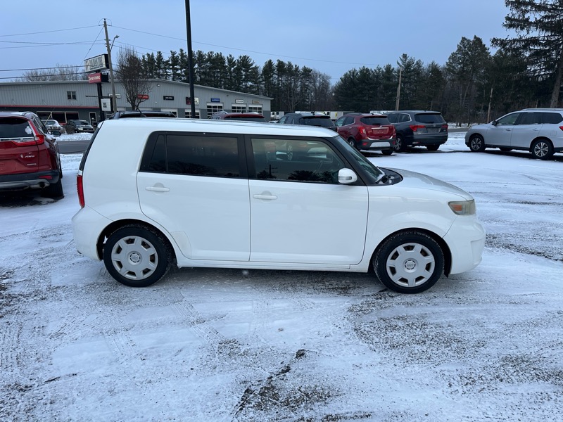 Scion xB Wagon 2008