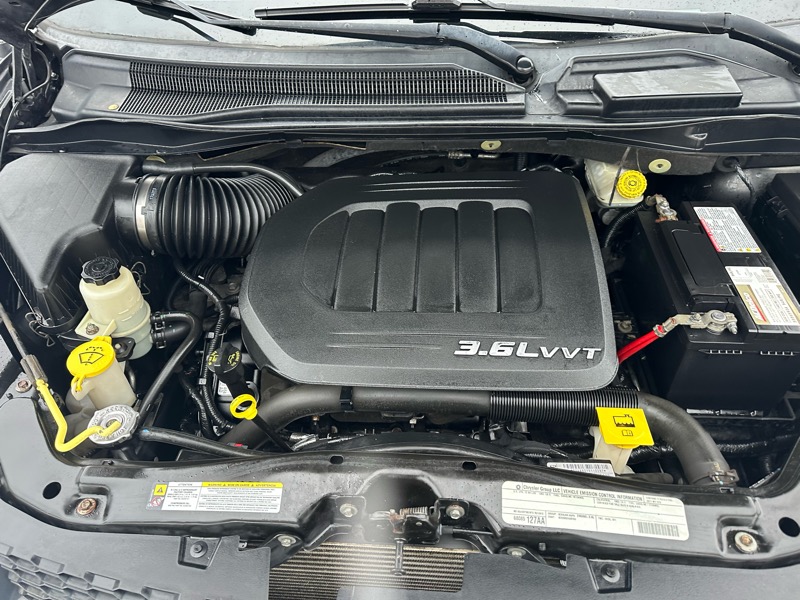 Dodge Grand Caravan R/T 2011