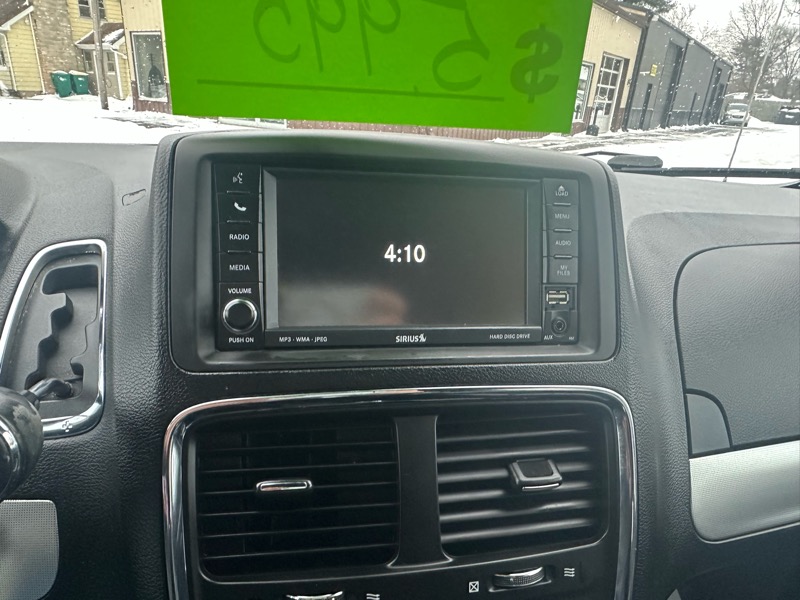 Dodge Grand Caravan R/T 2011