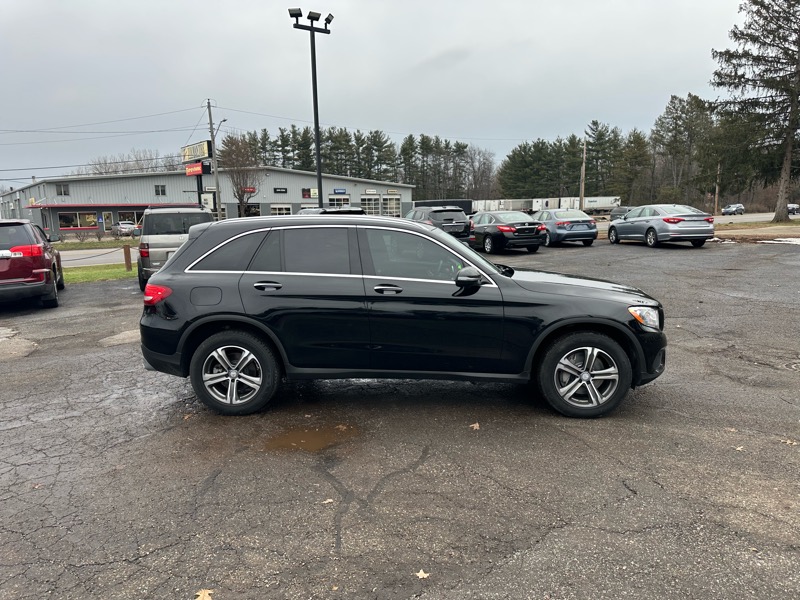 Mercedes-Benz GLC-Class  2016