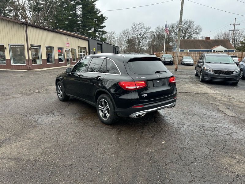 Mercedes-Benz GLC-Class  2016