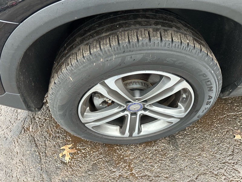 Mercedes-Benz GLC-Class  2016