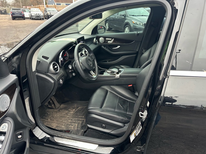 Mercedes-Benz GLC-Class  2016