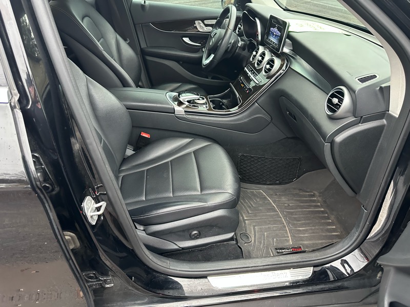 Mercedes-Benz GLC-Class  2016