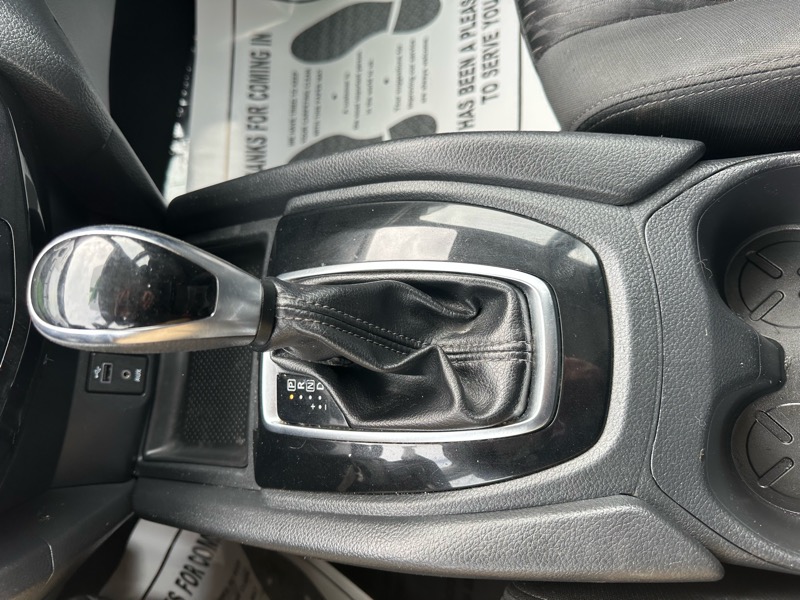 Nissan Rogue S AWD 2017