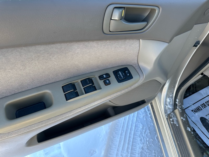 Toyota Camry LE 2002