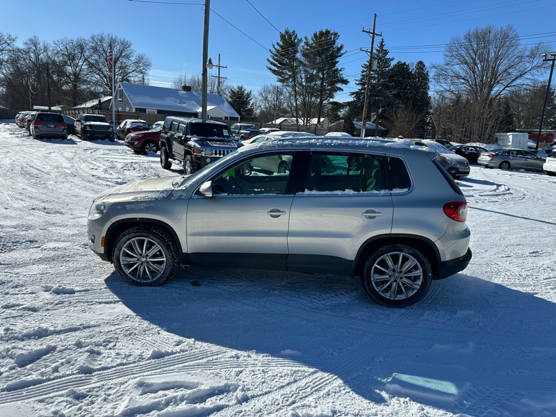 Volkswagen Tiguan SEL 2011
