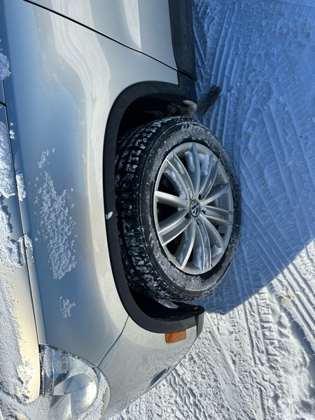 Volkswagen Tiguan SEL 2011