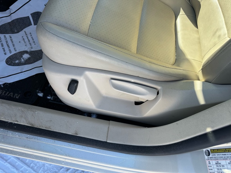 Volkswagen Tiguan SEL 2011