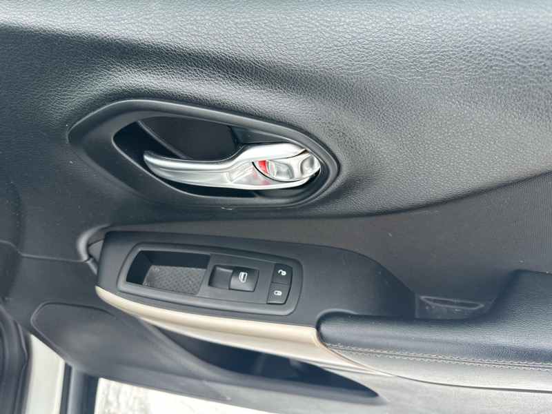 Jeep Cherokee Sport 4WD 2017