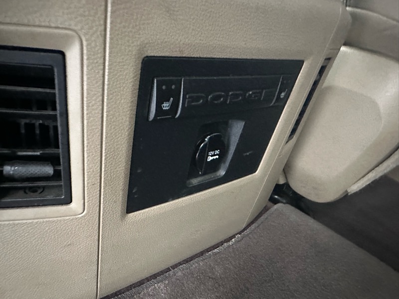 Dodge Ram 1500 SLT Crew Cab 4WD 2009