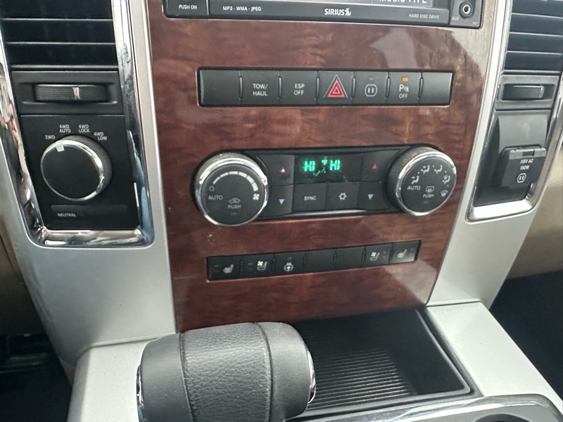 Dodge Ram 1500 SLT Crew Cab 4WD 2009