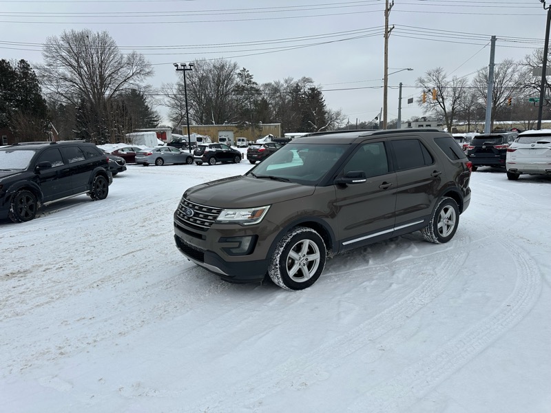 Ford Explorer XLT 4WD 2016