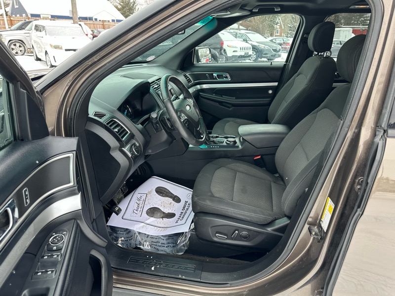 Ford Explorer XLT 4WD 2016