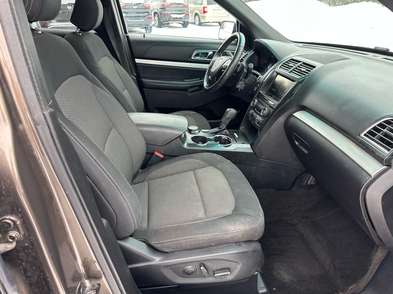 Ford Explorer XLT 4WD 2016