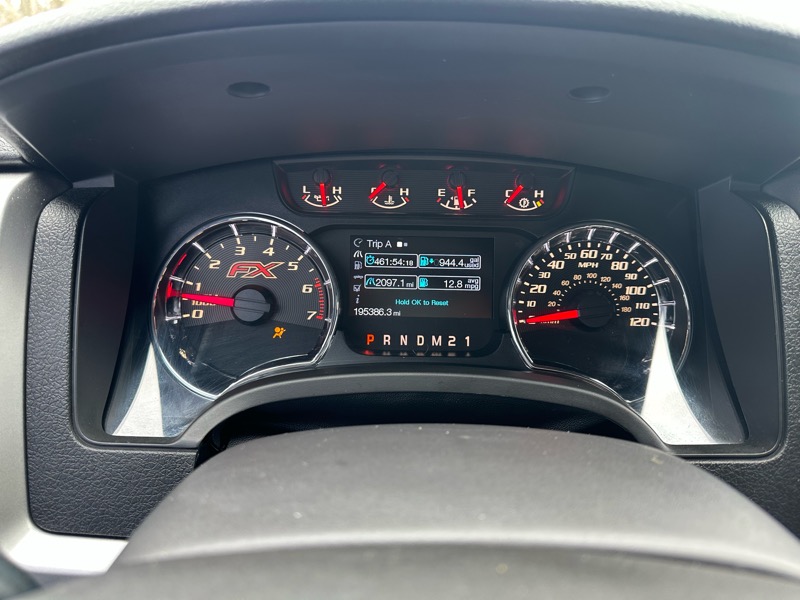 Ford F-150 Platinum SuperCrew 6.5-ft. Bed 4WD 2014