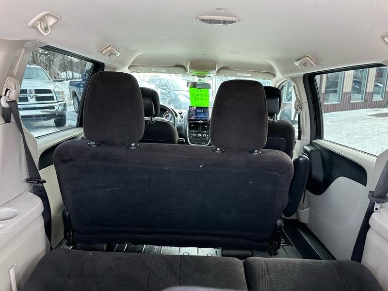 Dodge Grand Caravan SE 2013