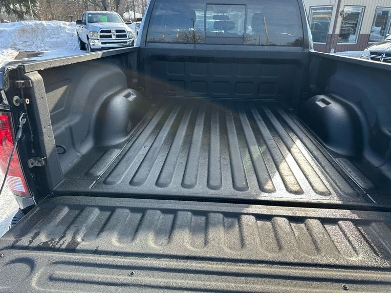 RAM 1500 Sport Quad Cab 4WD 2012