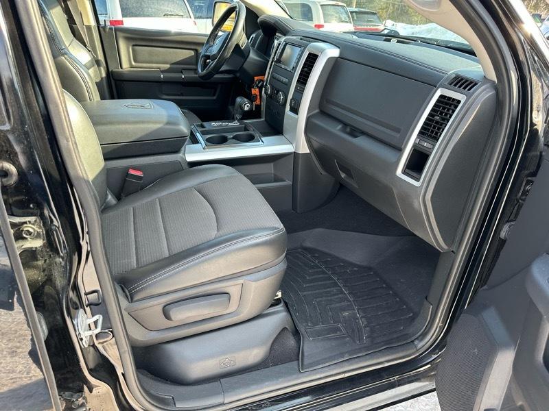 RAM 1500 Sport Quad Cab 4WD 2012