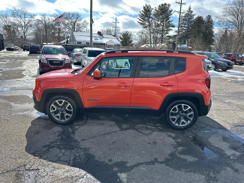 Jeep Renegade Latitude FWD 2016